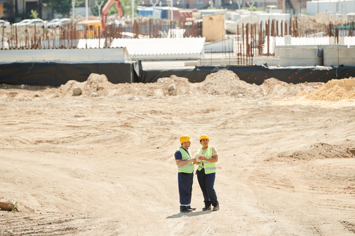 Cantiere edile con operai: patente a crediti e accesso al cantiere